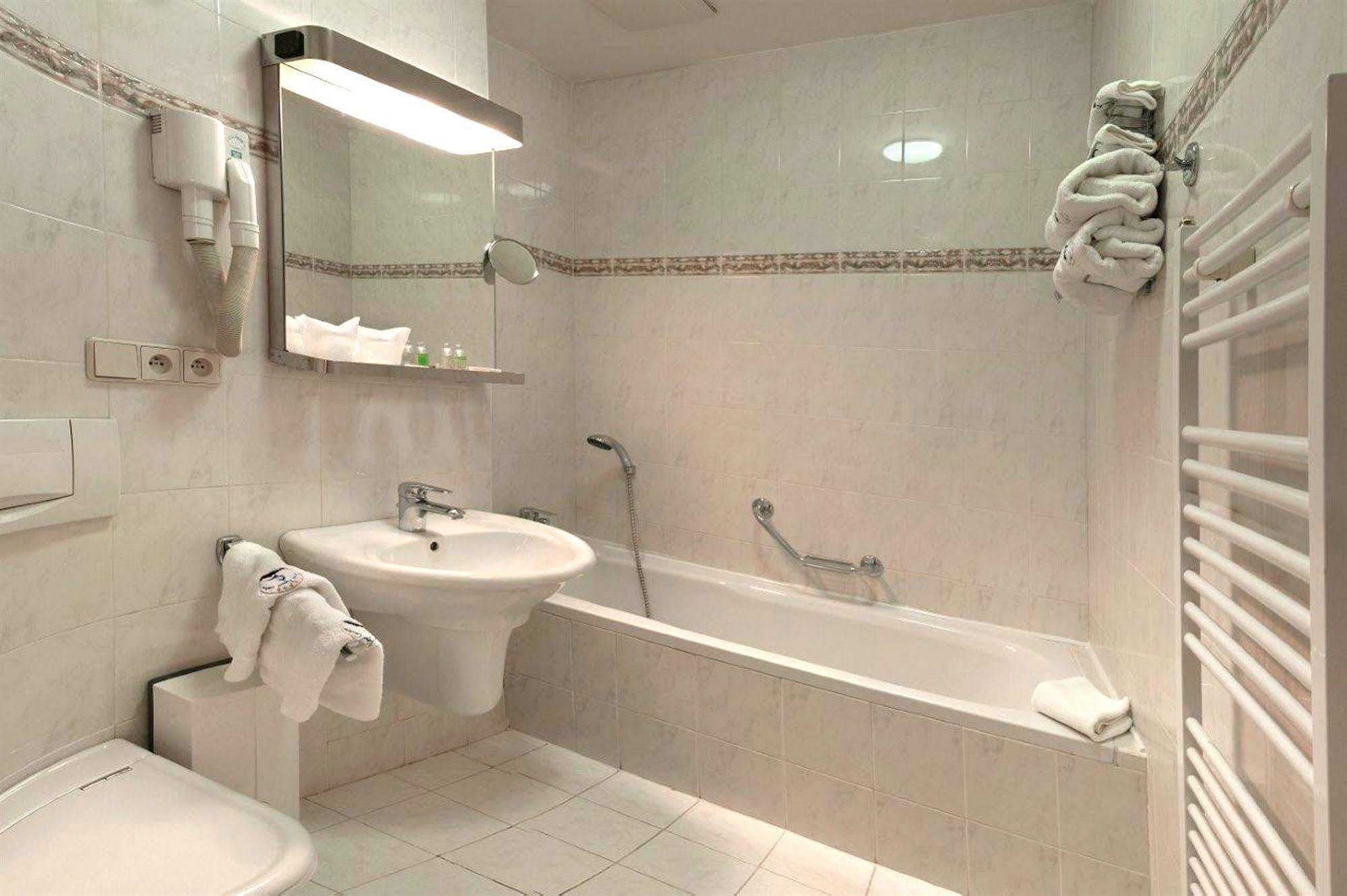 Galerie Royale Hotel Prague Exterior photo